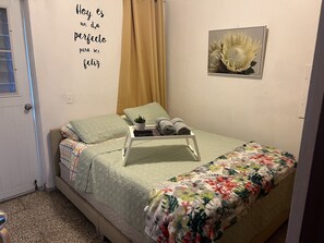 2 bedrooms, iron/ironing board, free WiFi, bed sheets - 🌴☀️ Experience the Best of Mayagüez from Your Short-Term Rental Reservation!🌴 (Mayagüez)