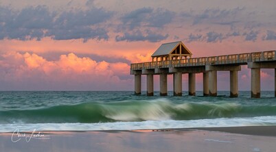 Beautiful Beach house! Discounted rates! Available week of July 5th.