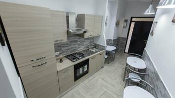 Kochgeschirr/Geschirr/Besteck