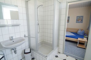 Handdukar, tvål, schampo och toalettpapper
