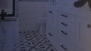 A bathroom with a white vanity, a toilet, and a shower area. - welcome our elegant, luxurious and unique properties where our visitor receive all services 24 hours. Our homes are located in a cool environment where your enjoy a beautiful serenity. Our homes jave easy access to social amenities, public service, eas... (Juja)
