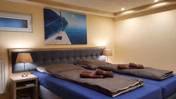 5 Schlafzimmer, Zimmersafe, Bügeleisen/Bügelbrett, WLAN