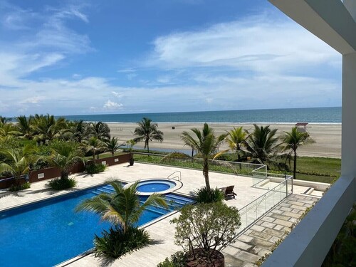Beachfront luxury Condo @ Cartagena, Colombia 