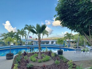 Piscine extérieure