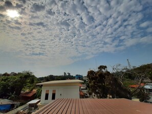 City view - Runa  Runa Guesthouse (Rayong)