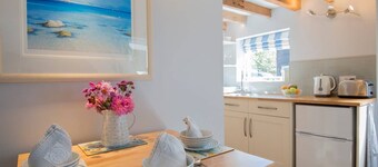 Beach themed Annexe close to Chichester, West Wittering beach and Goodwood