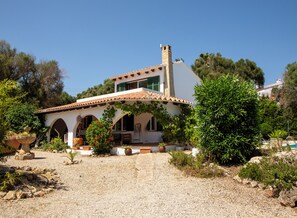 Exterior - Large private pool, free WiFi, tranquil and private, perfect for isolation  (Alaior)