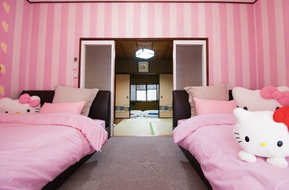 3 bedrooms, iron/ironing board, free WiFi