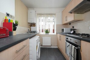 Fridge, microwave, oven, dishwasher