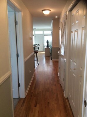 House | 4 bedrooms, free WiFi - Ww413 West Taylor Avenue (Wildwood)