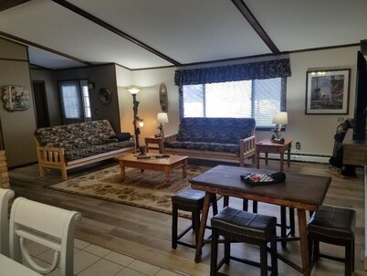Remodeled 4 bedroom home in downtown Paradise next to our Fresh Coast Cafe'.