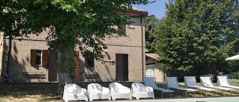Utomhuspool