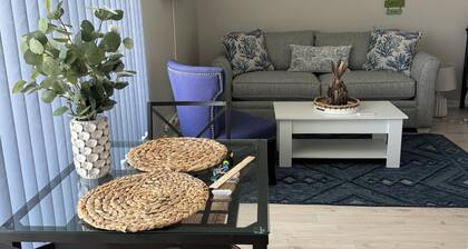 100 Steps to the beach with a heated pool!!