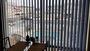 Uklassifisert bilde, 5 av 13, knapp