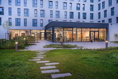 elaya hotel augsburg, Trademark by Wyndham