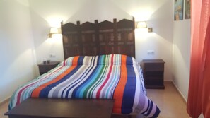 1 Schlafzimmer, Schreibtisch, Bügeleisen/Bügelbrett, kostenloses WLAN