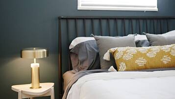 3 bedrooms, iron/ironing board, travel cot, WiFi