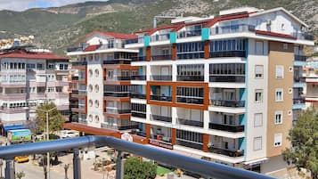 Standard Room, 1 Double or 2 Twin Beds | Balcony view