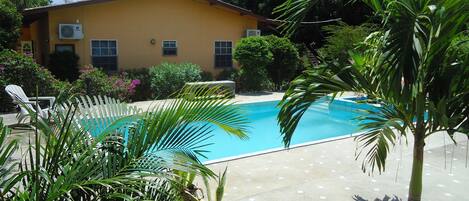 Piscine extérieure