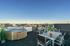 Outdoor dining - Downtown Views Deluxe Guesthouse + Rooftop Spa! (Fort Collins)