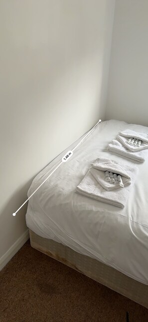 3 Schlafzimmer, Bügeleisen/Bügelbrett, WLAN, Bettwäsche