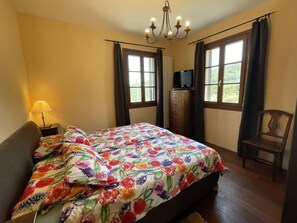 2 camere, culla da viaggio