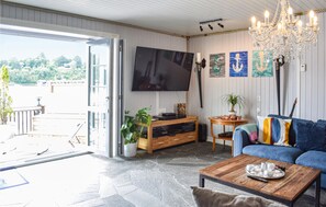 Televisor i llar de foc 