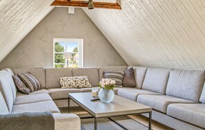 Fireplace - 3 bedroom awesome home in Jonstorp (Jonstorp)