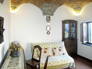 TV, fireplace - Beautiful private villa for 4 guests with WIFI, TV and terrace (Andora)