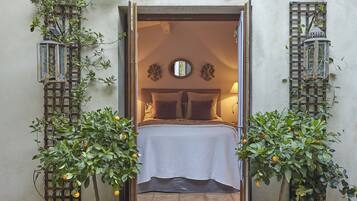 1 chambre, fer et planche Ă repasser, Wi-Fi gratuit, draps fournis