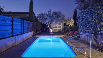 Piscine extérieure, piscine chauffée