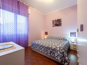 1 slaapkamer, reisbedje, gratis wifi, beddengoed