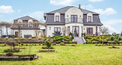 Beautiful home in Golczewo