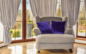 TV, fireplace - Beautiful home in Golczewo (Golczewo)