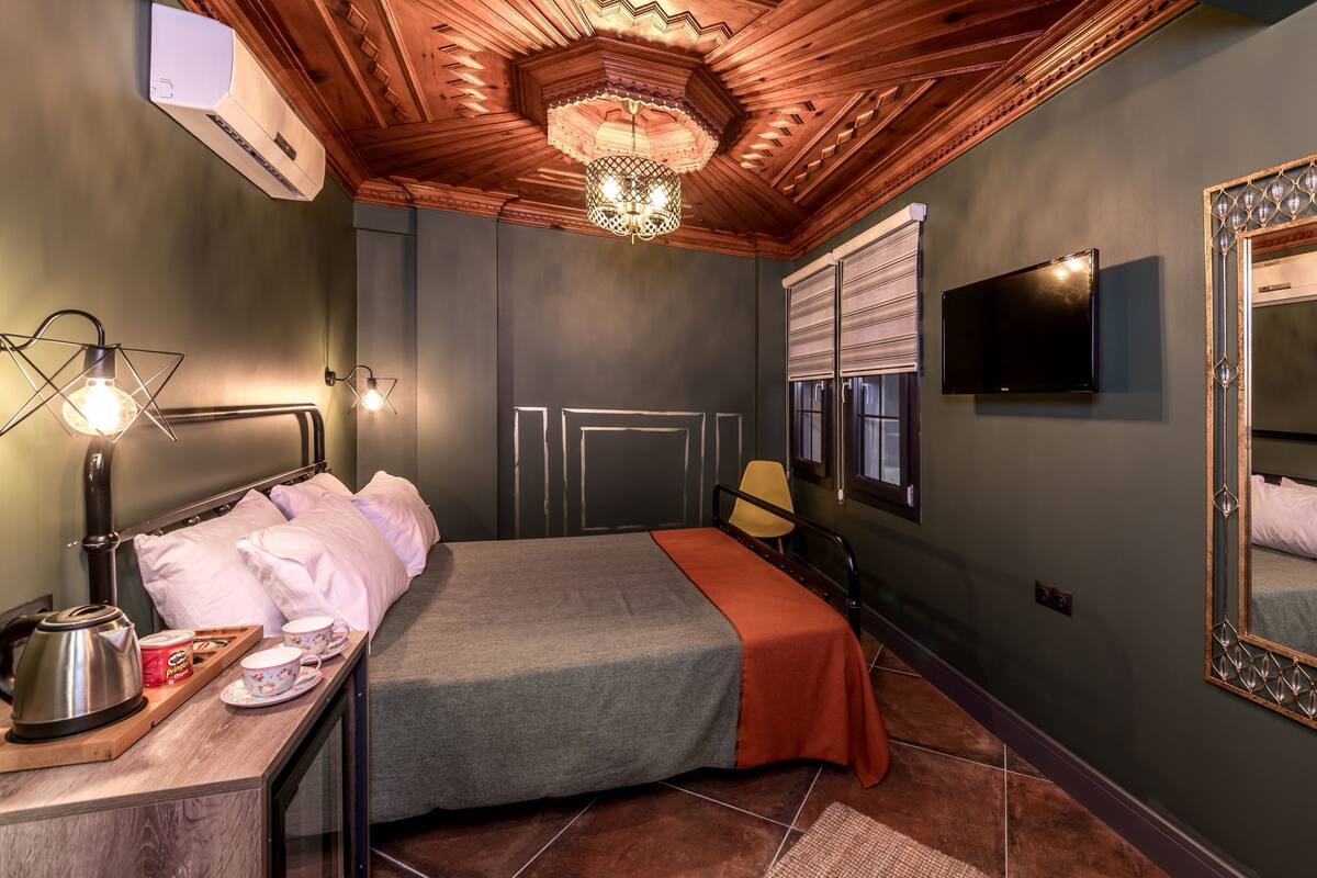 Standard Room, Sea View | Egyptian cotton sheets, premium bedding, Select Comfort beds