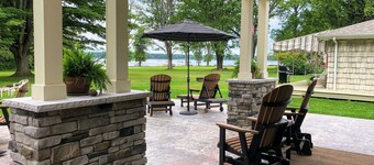 Cozy Lakefront on Pymatuning with Dock and EV Power