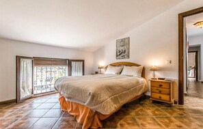 3 bedrooms, travel crib, free WiFi