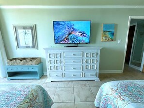 Unclassified image, 2 of 36, button