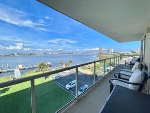 Imagen sin descripción, 4 de 36, botón