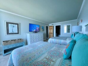 2 habitaciones, tabla de planchar con plancha y cuna de viaje 