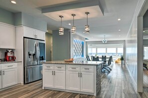 Interior - Luxurious Waterfront Home w/ Private Pier & Views! (Georgetown)