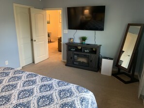 3 bedrooms, iron/ironing board, travel cot, WiFi