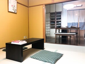 Interior - A Leaf Inn (Kyoto)