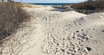 Escape to Paradise: Your Summer Beach Cottage Awaits!