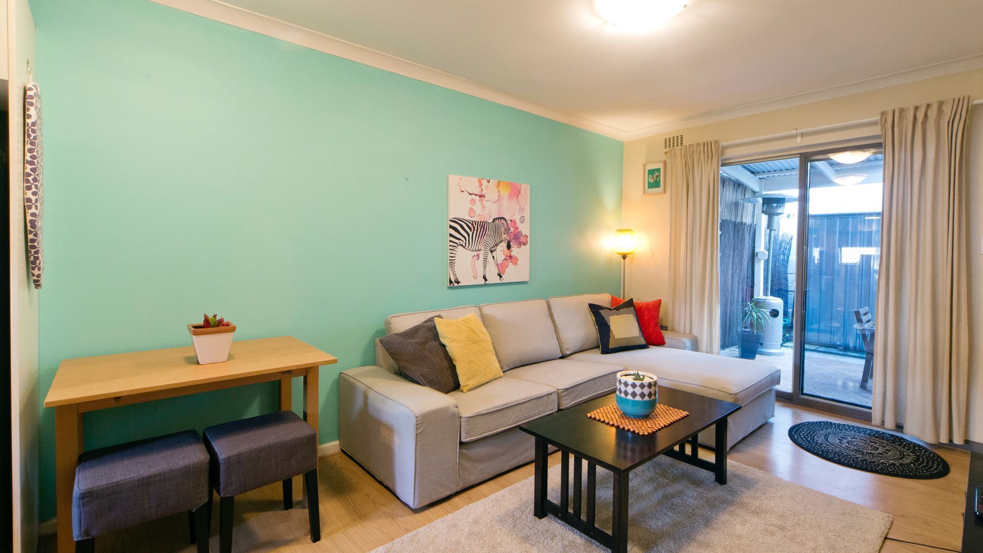 Garden Apartment @ Scarborough Beach - FREE Parking & WiFi — image 3