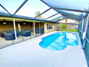 Piscine extérieure