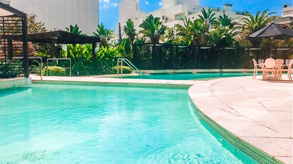 Outdoor pool, a heated pool