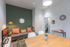 Deluxe Apartment, Private Bathroom (Treetops at City Haven) | Lounge - City Haven Preston (Preston)
