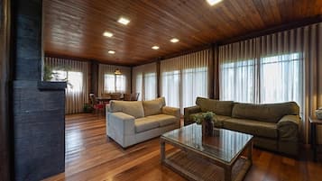 Family Chalet | Private kitchen