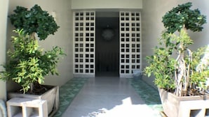 Unclassified image, 2 of 49, button - Sumalee Residence (Pattaya)